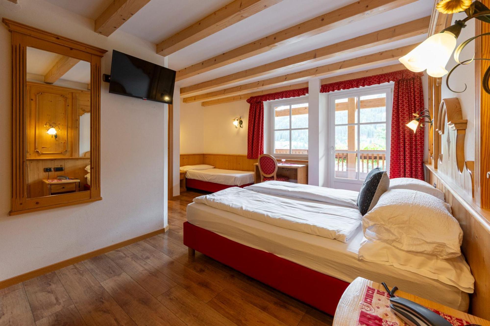 Monza Dolomites Hotel Moena Luaran gambar